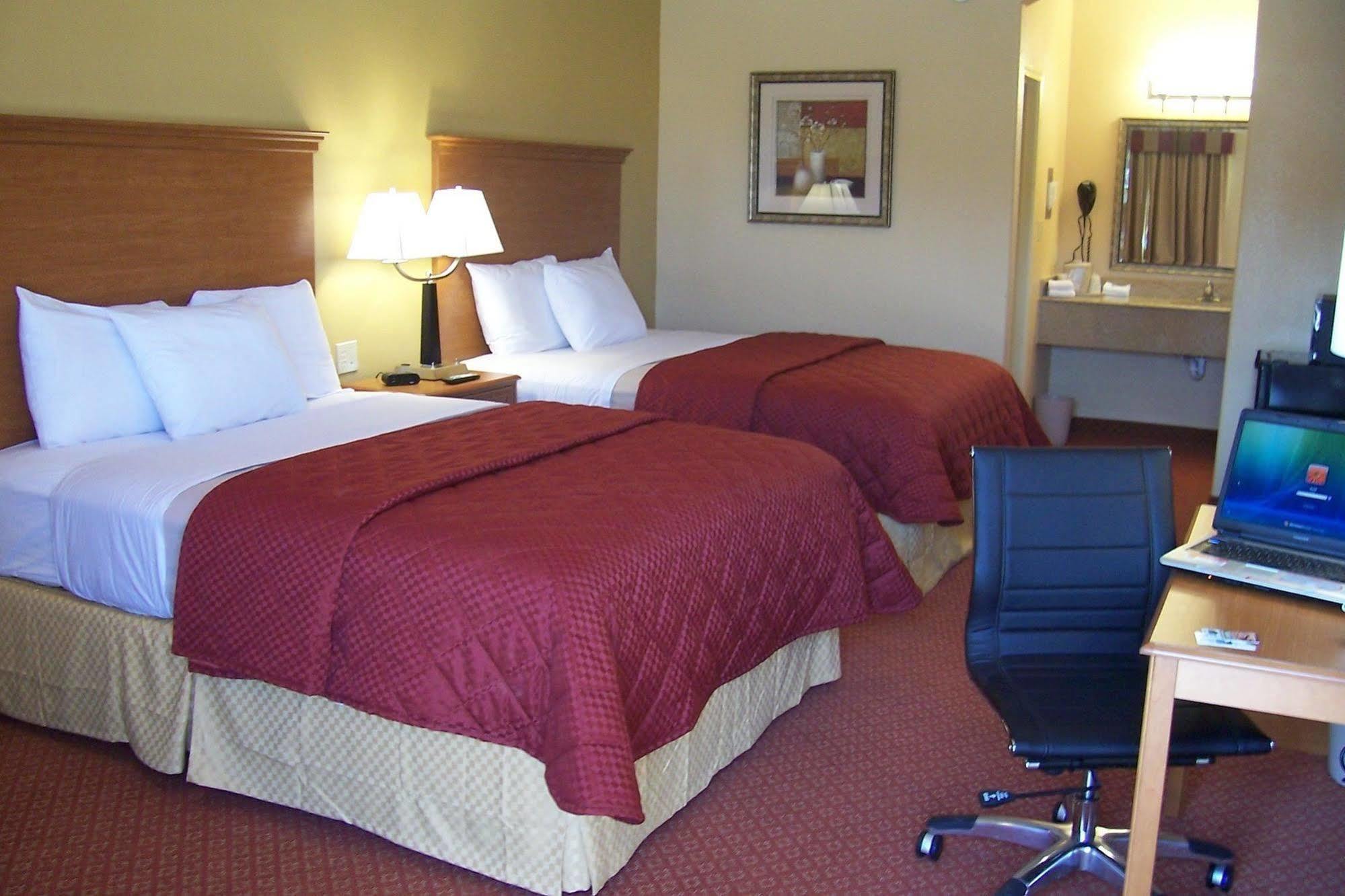 Executive Inn & Suites - Jewett Kültér fotó