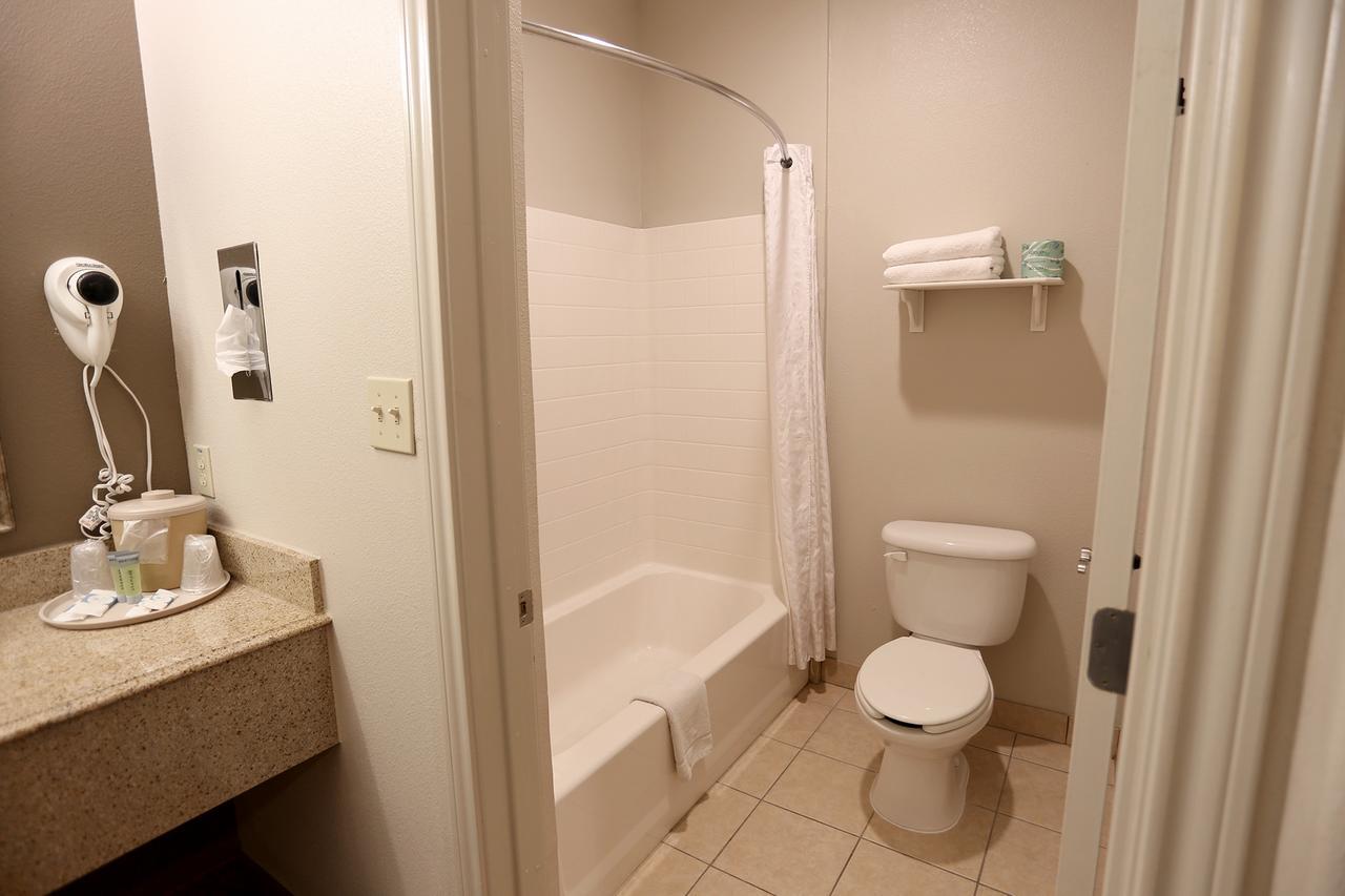 Executive Inn & Suites - Jewett Kültér fotó